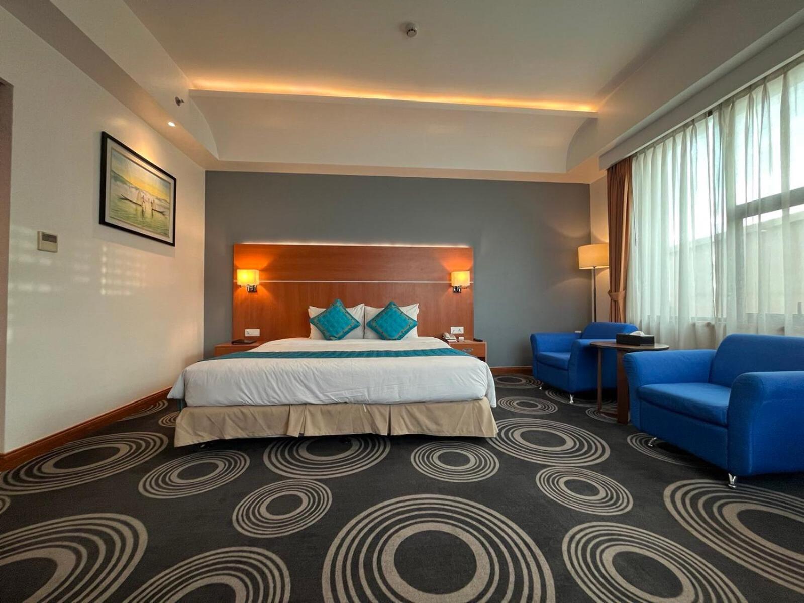ริตซ์ แกรนด์ โฮเต็ล Hotel มัณฑะเลย์ ภายนอก รูปภาพ