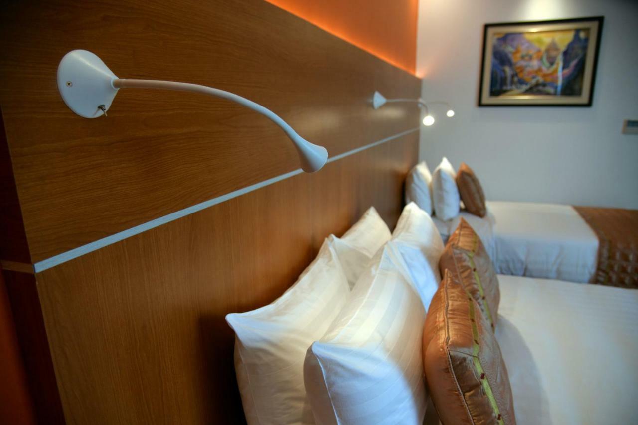 ริตซ์ แกรนด์ โฮเต็ล Hotel มัณฑะเลย์ ภายนอก รูปภาพ