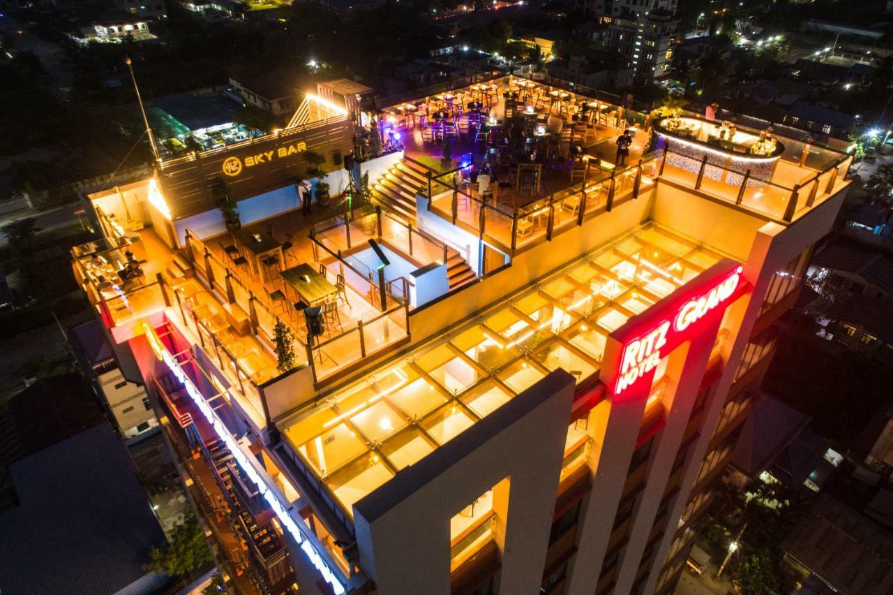 ริตซ์ แกรนด์ โฮเต็ล Hotel มัณฑะเลย์ ภายนอก รูปภาพ